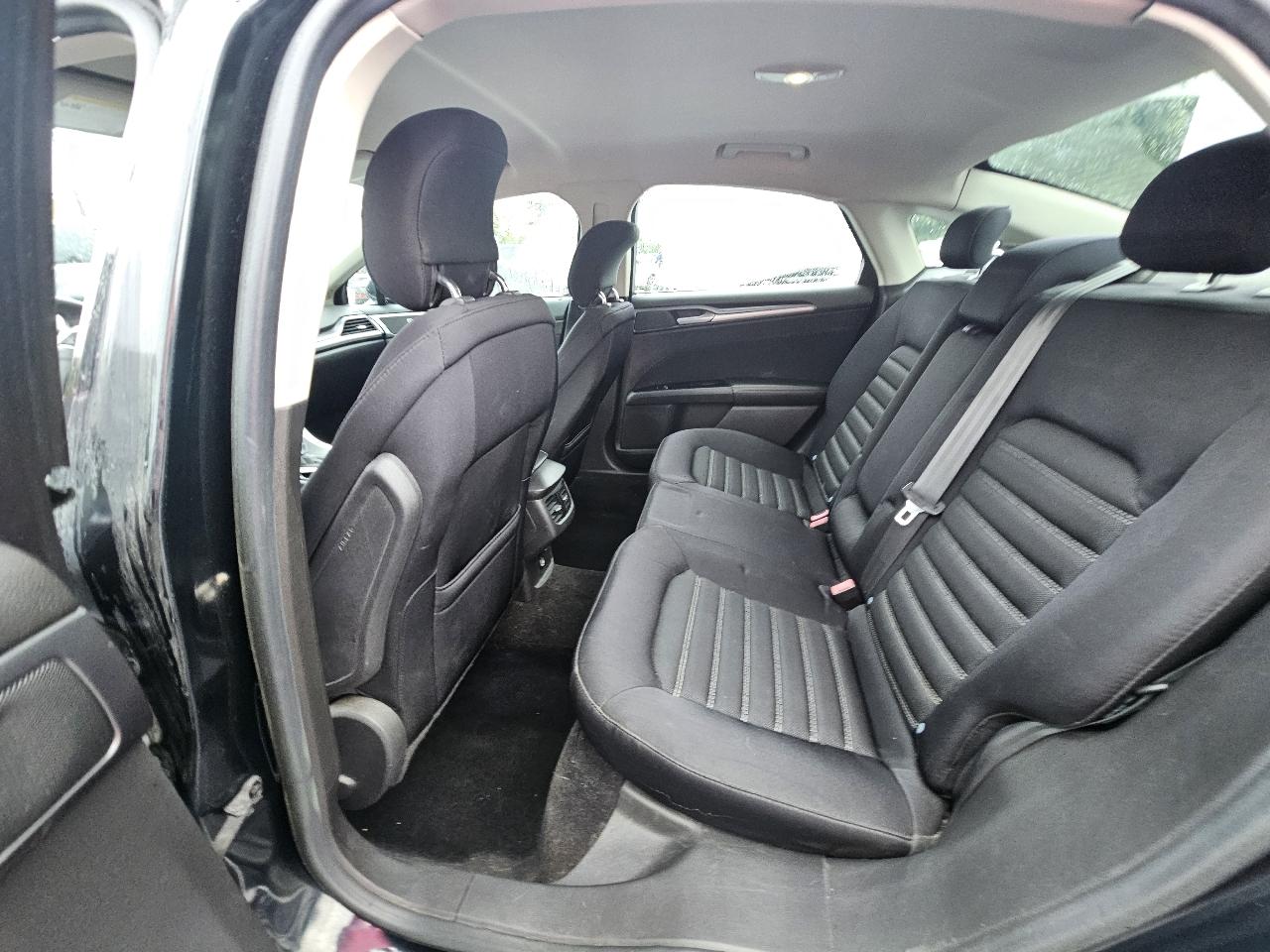 Ford Fusion SE 2014