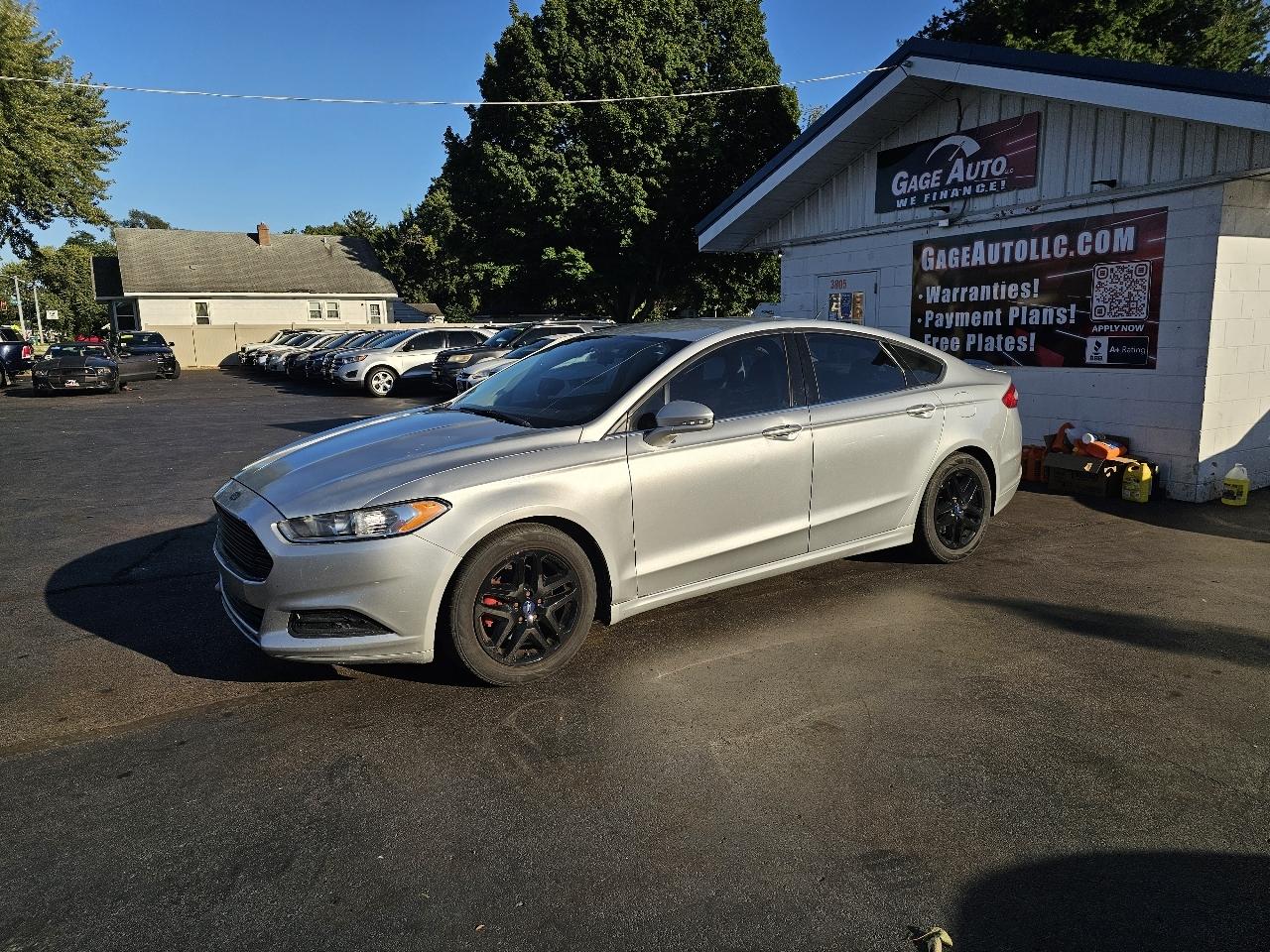 Ford Fusion SE 2016
