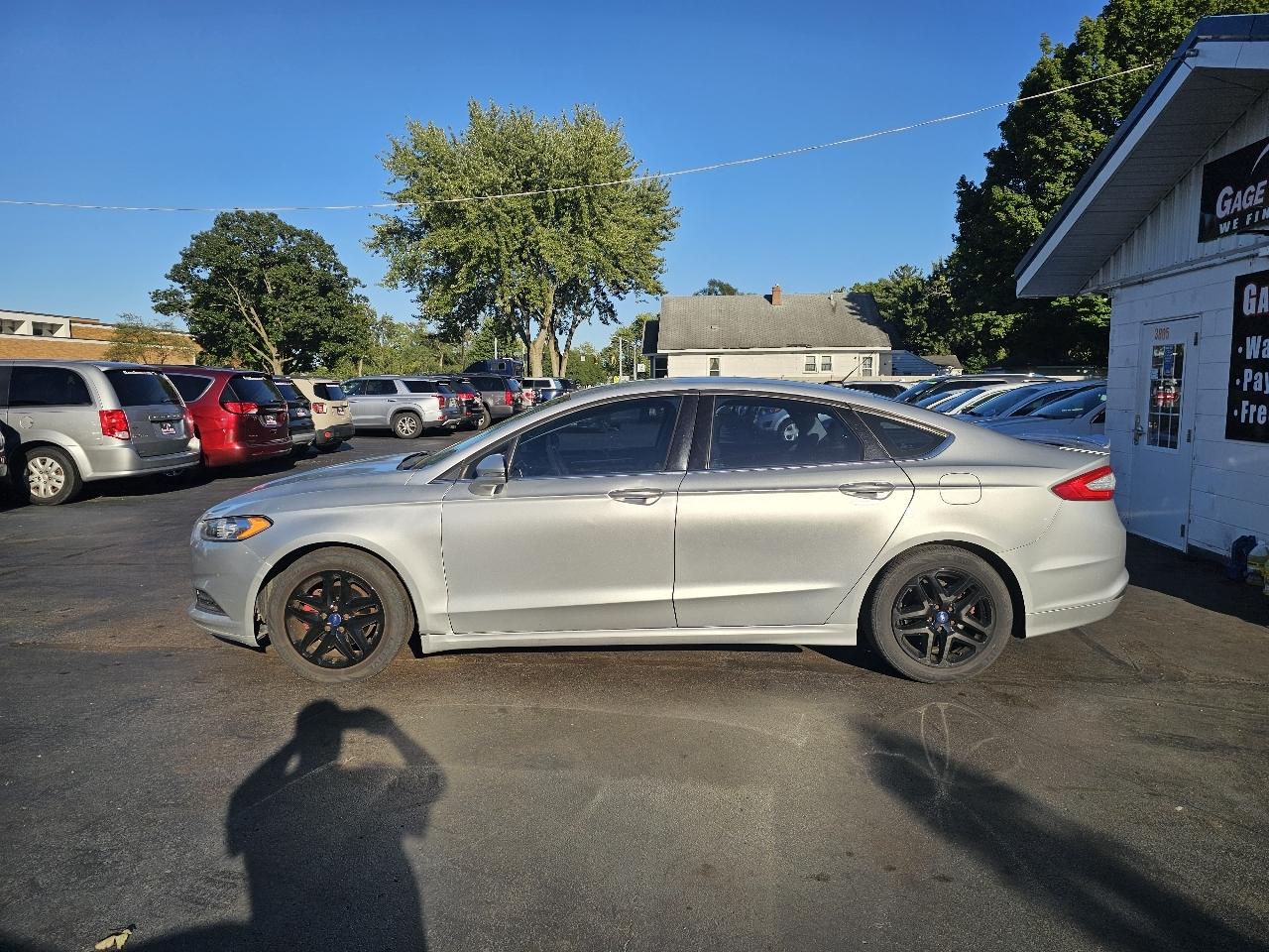 Ford Fusion SE 2016