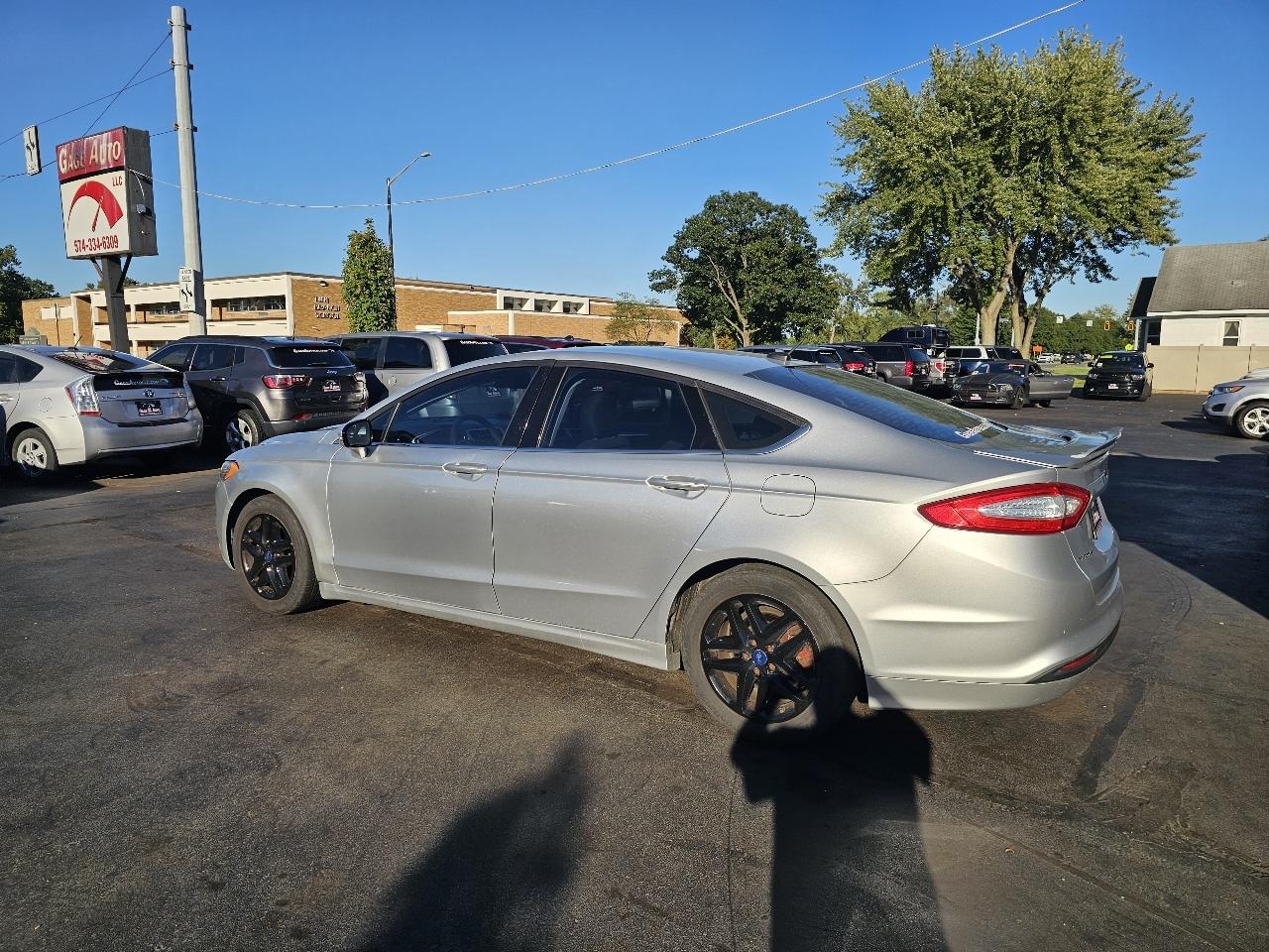 Ford Fusion SE 2016