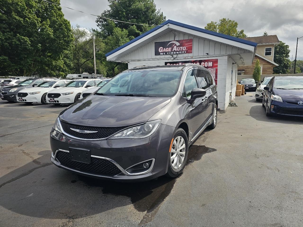 Chrysler Pacifica Touring-L 2017