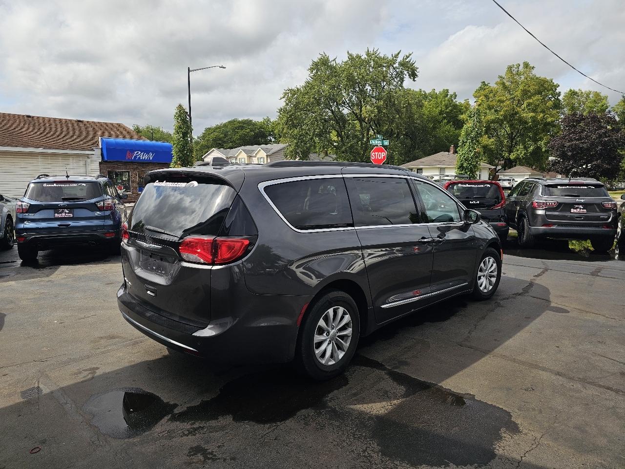 Chrysler Pacifica Touring-L 2017