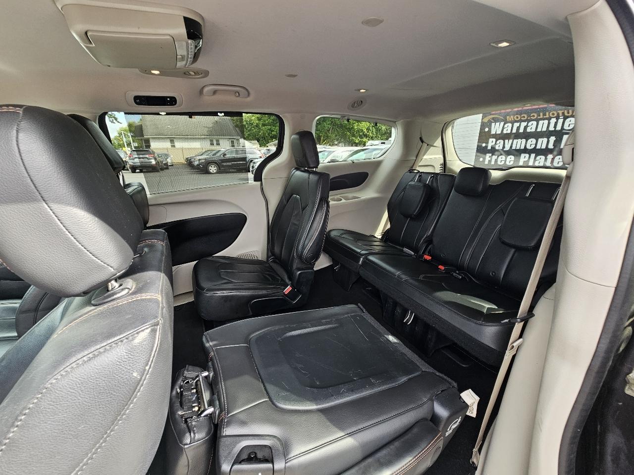Chrysler Pacifica Touring-L 2017