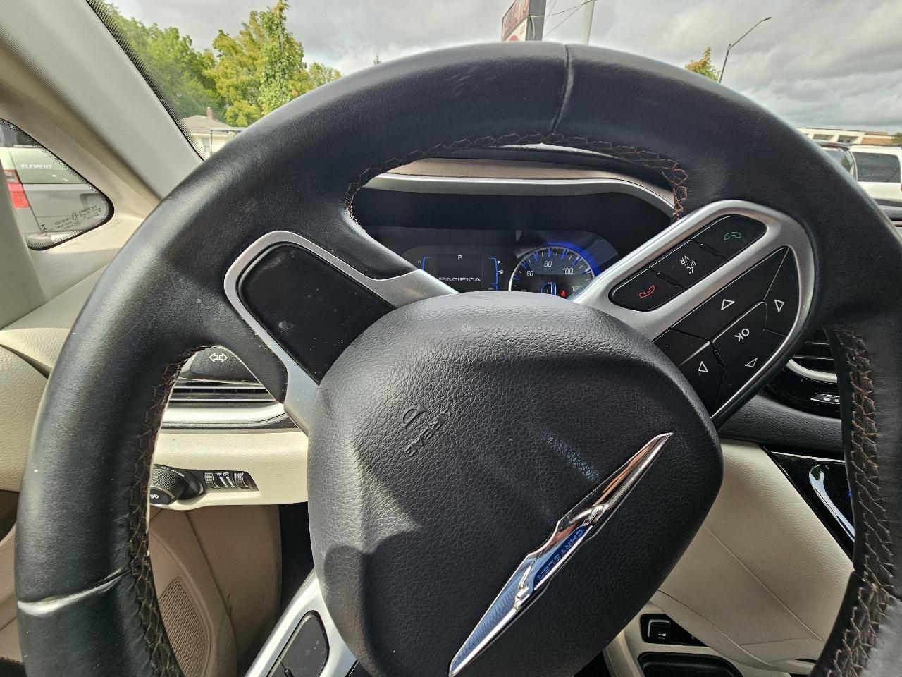 Chrysler Pacifica Touring-L 2017