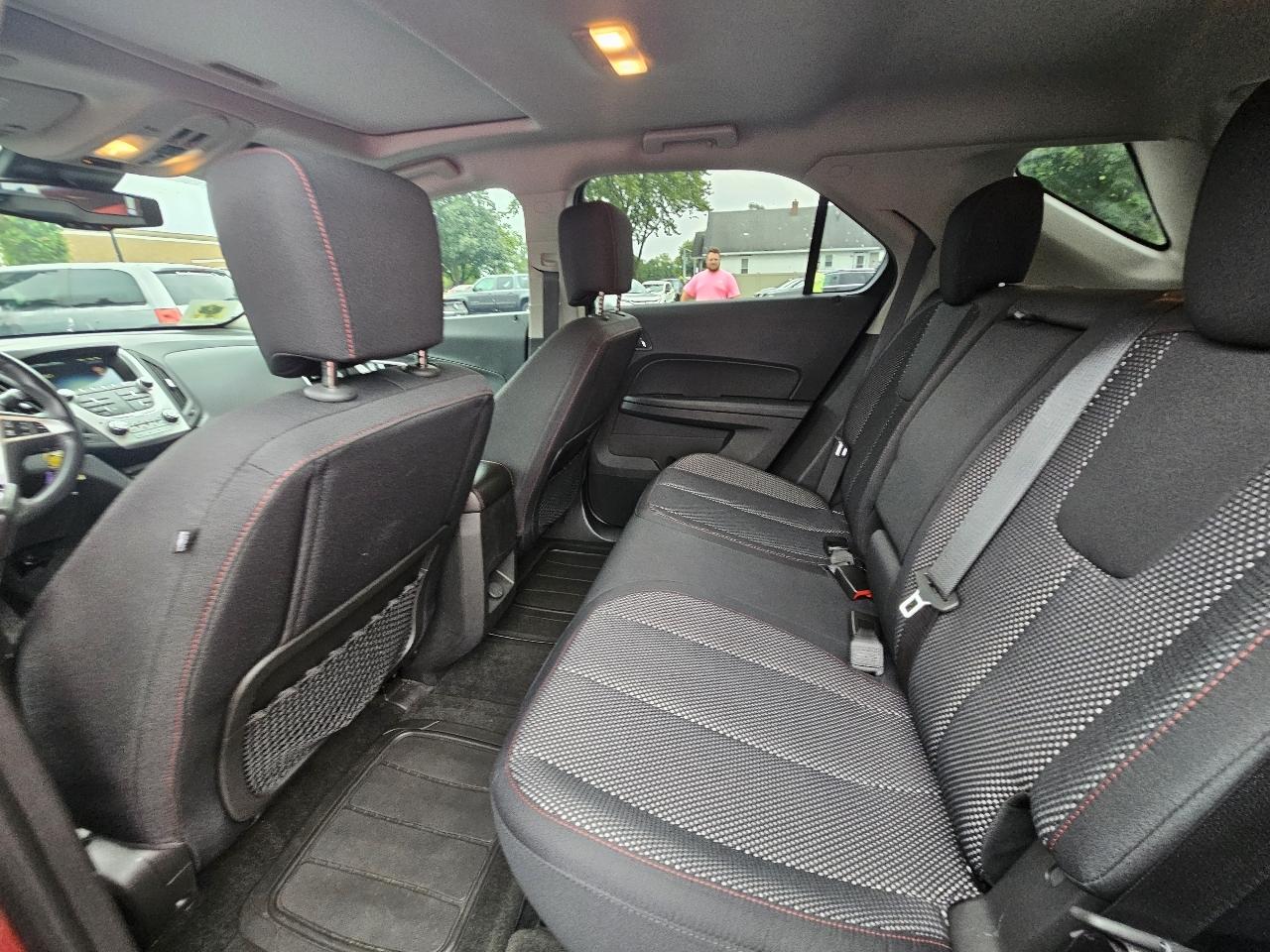 Chevrolet Equinox 1LT 2WD 2012