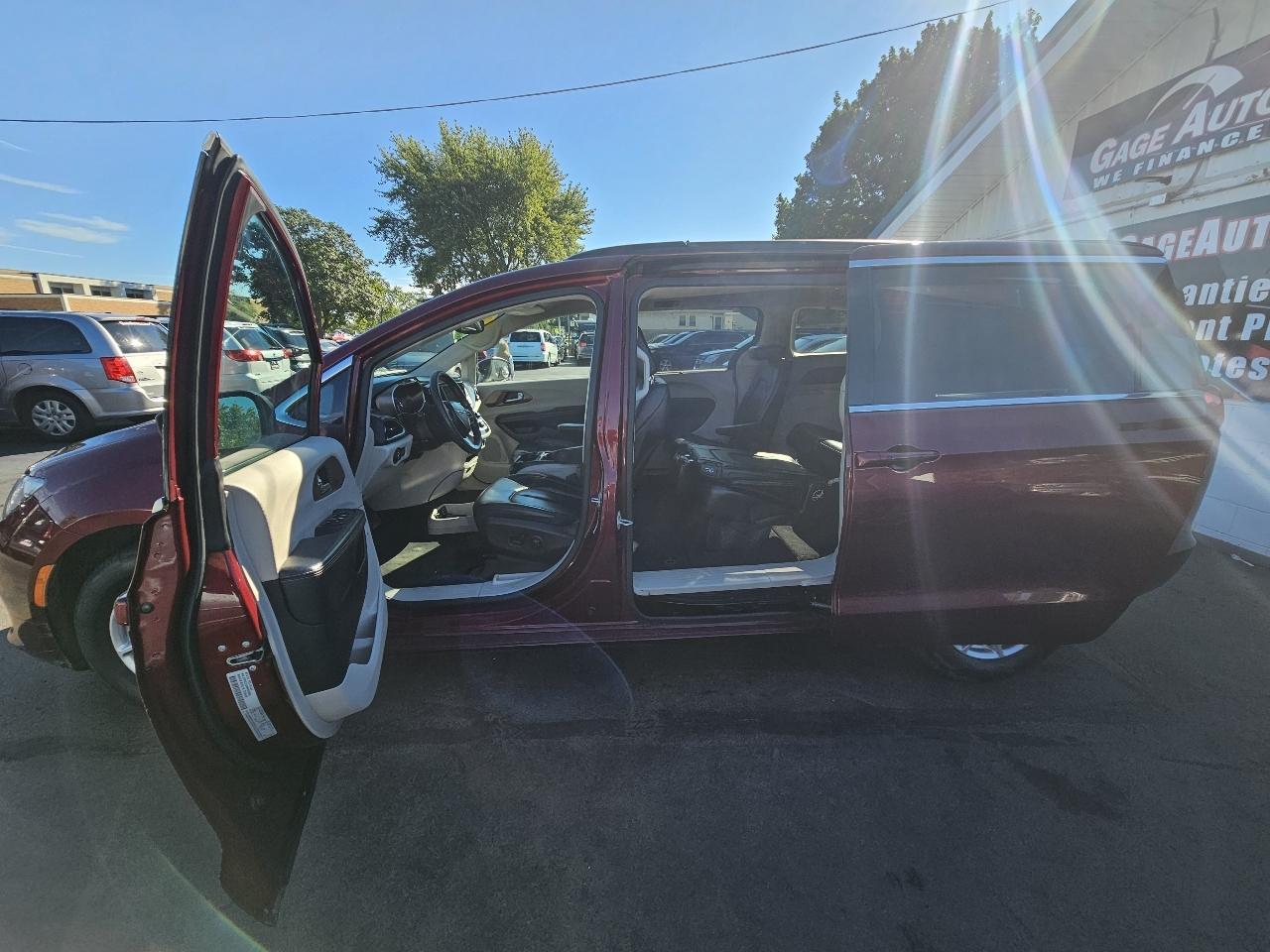 Chrysler Voyager LXI 2021