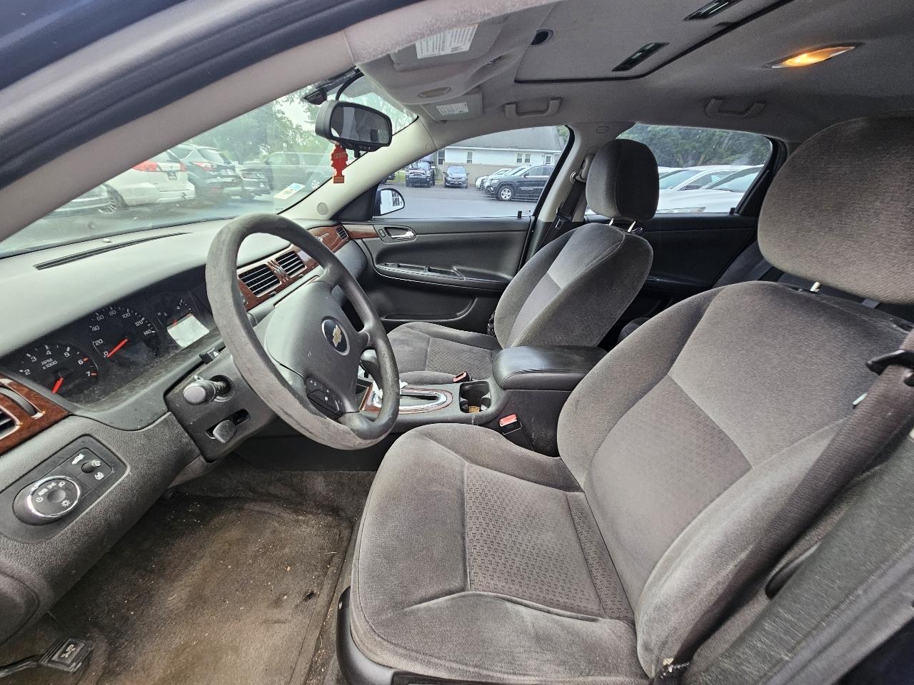 Chevrolet Impala LS 2010