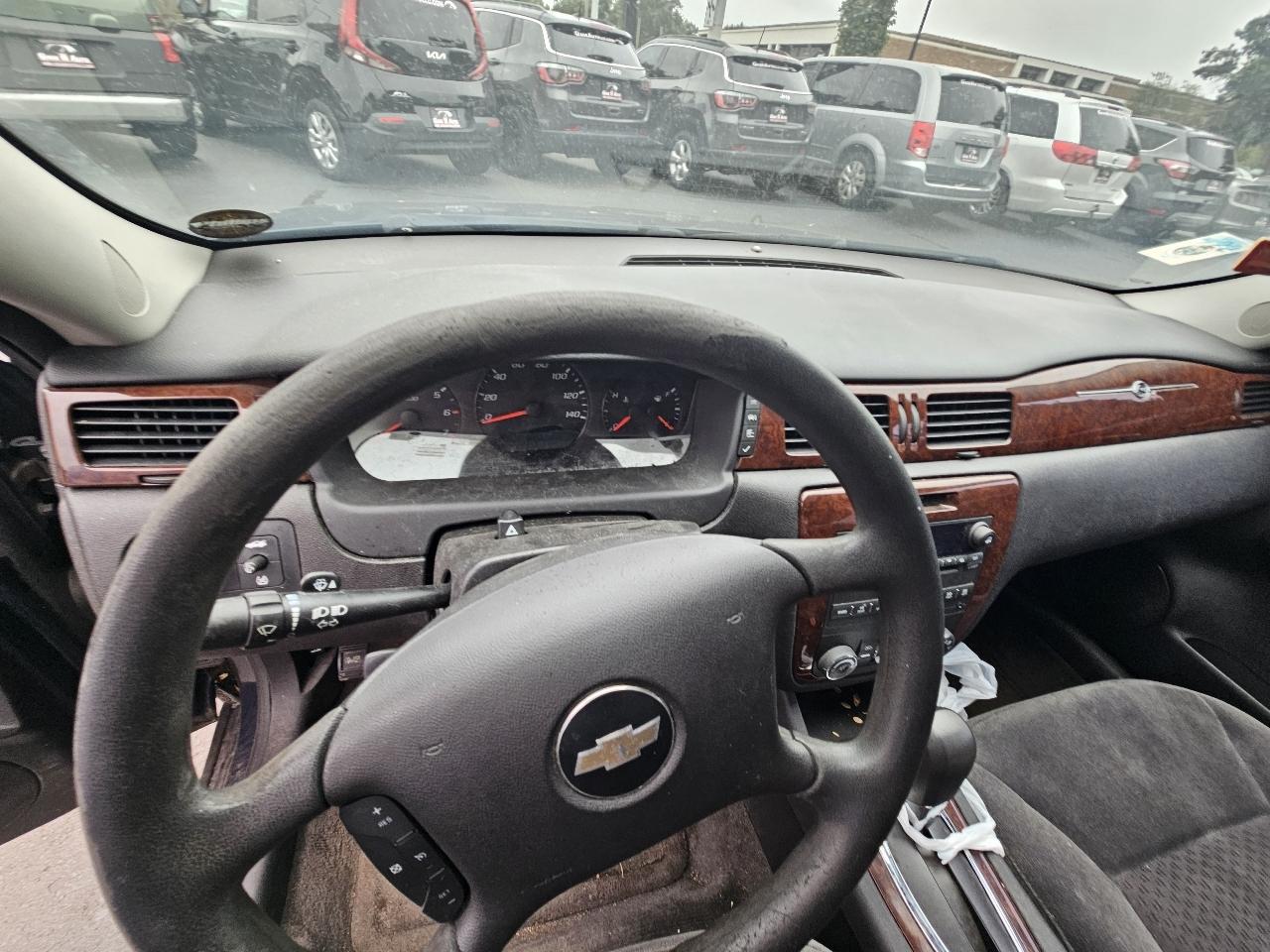 Chevrolet Impala LS 2010