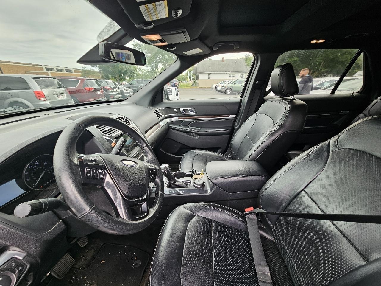 Ford Explorer Limited 4WD 2018