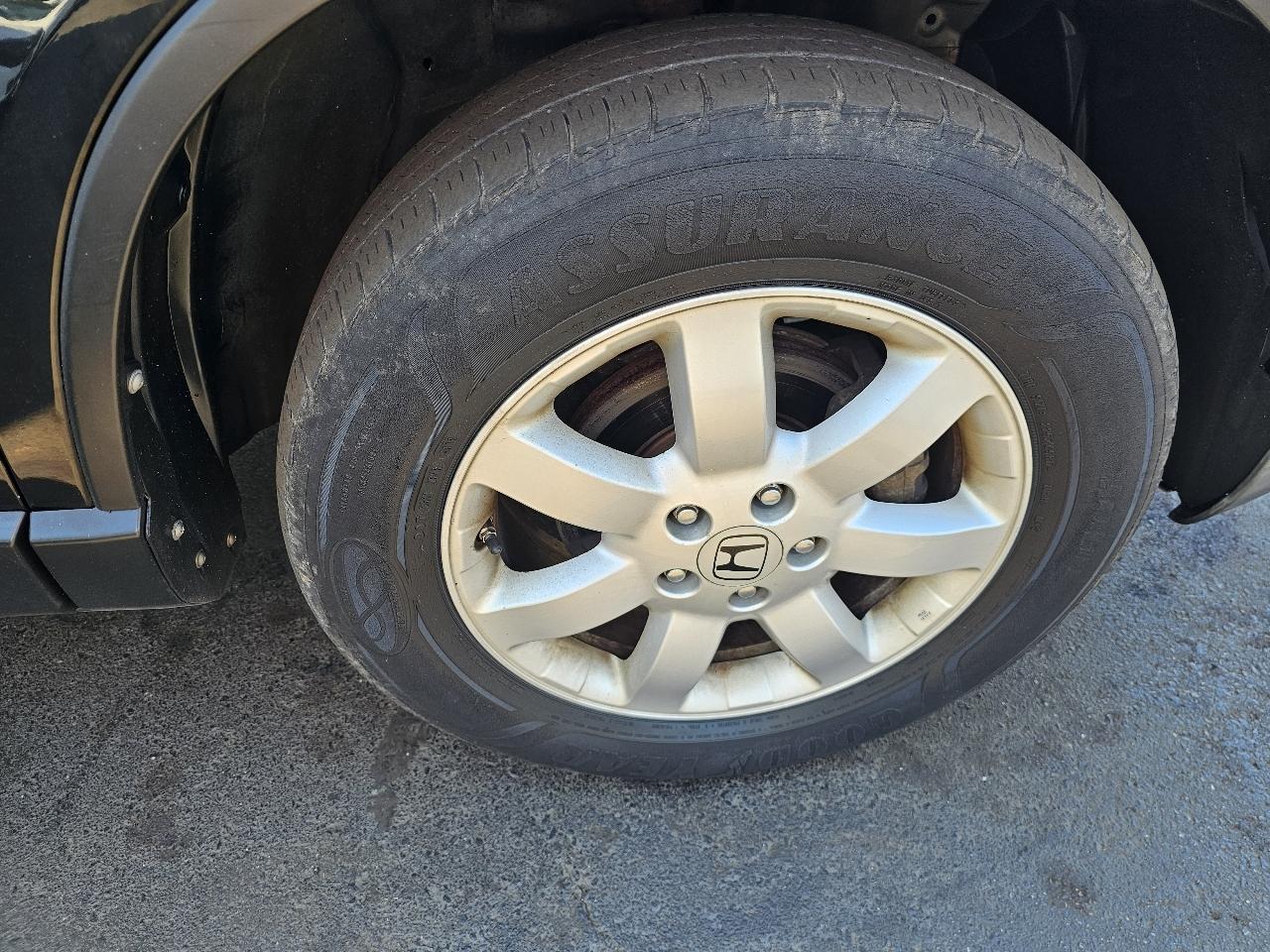 Honda CR-V SE 4WD 5-Speed AT 2011