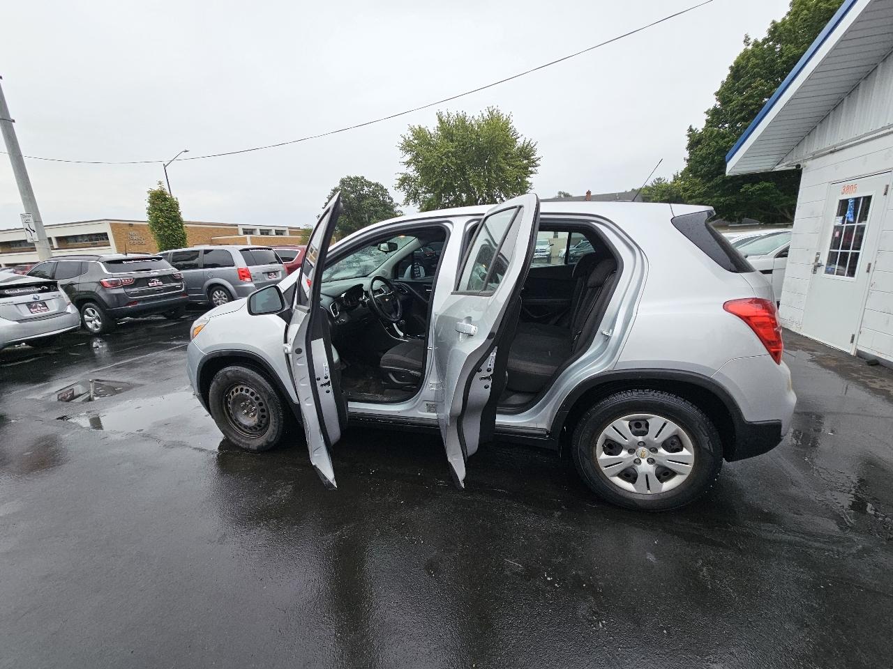 Chevrolet Trax LS FWD 2018