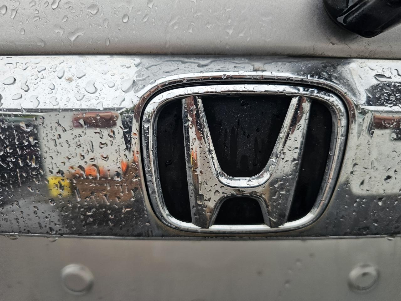 Honda Pilot LX 2WD 5-Spd AT 2015