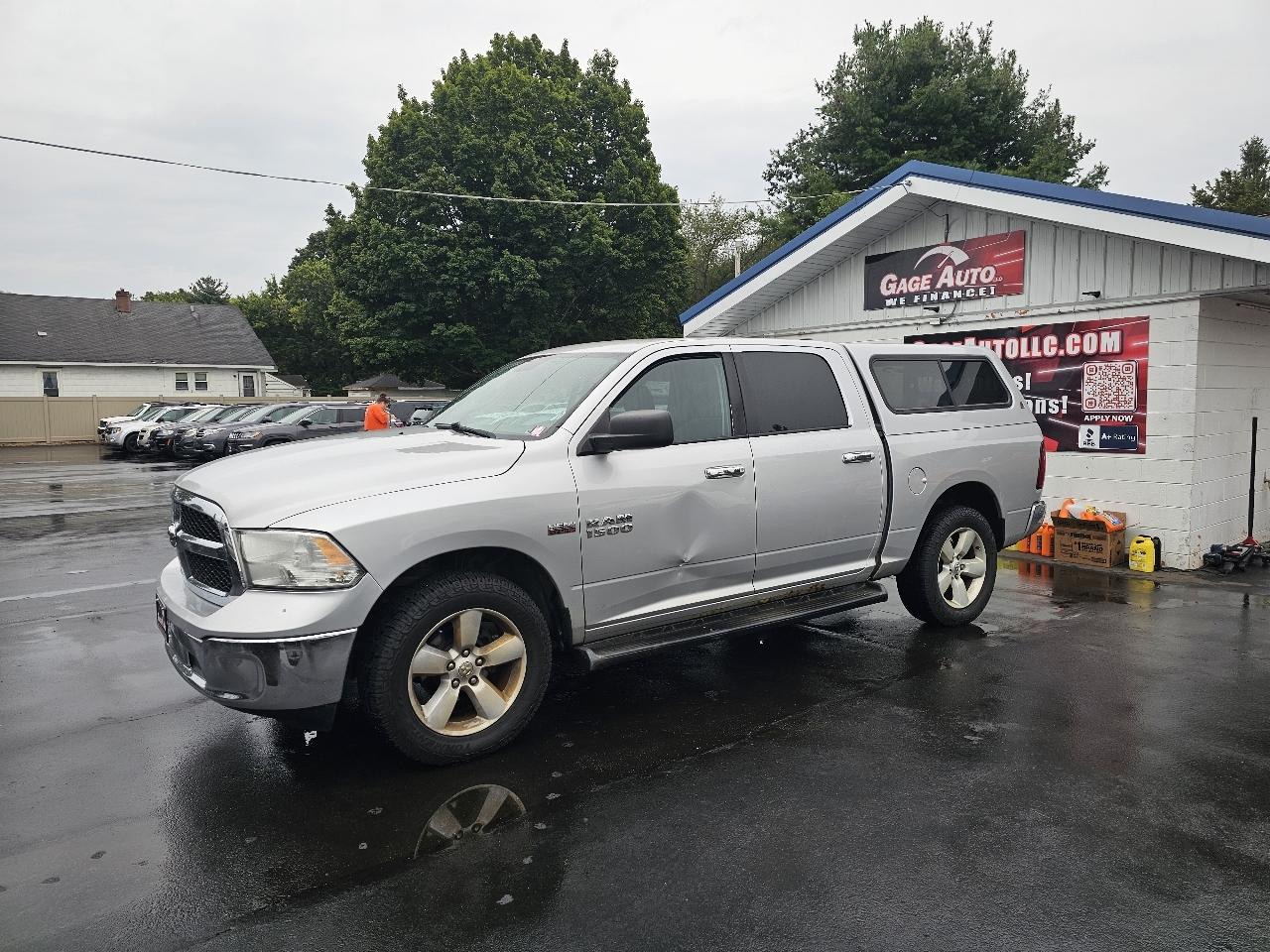 RAM 1500 SLT Crew Cab SWB 4WD 2016