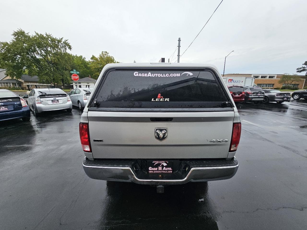 RAM 1500 SLT Crew Cab SWB 4WD 2016