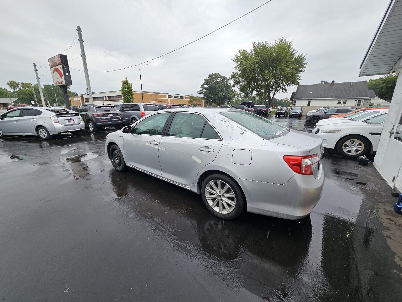 Toyota Camry Hybrid LE 2014