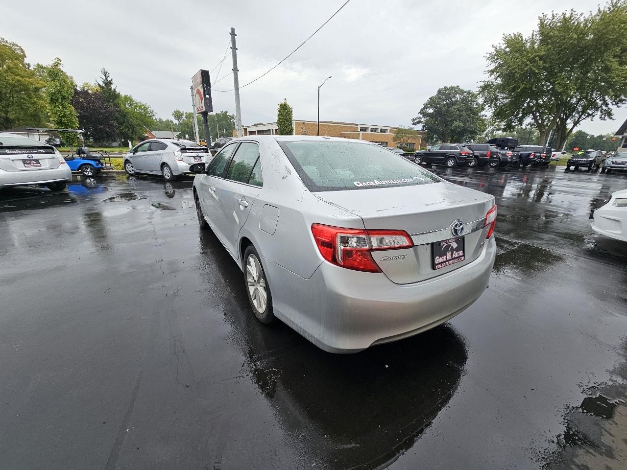 Toyota Camry Hybrid LE 2014