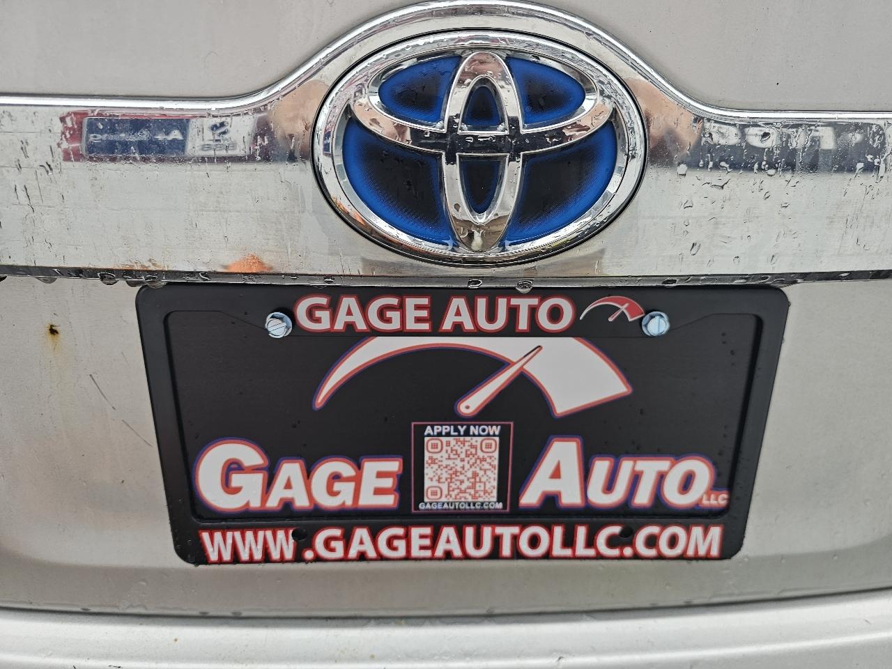 Toyota Camry Hybrid LE 2014