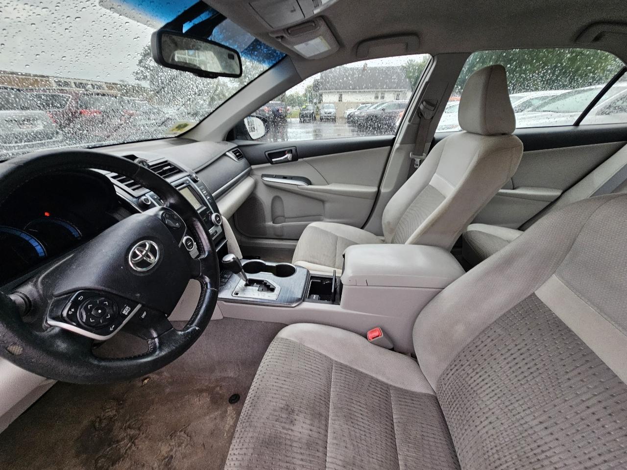 Toyota Camry Hybrid LE 2014