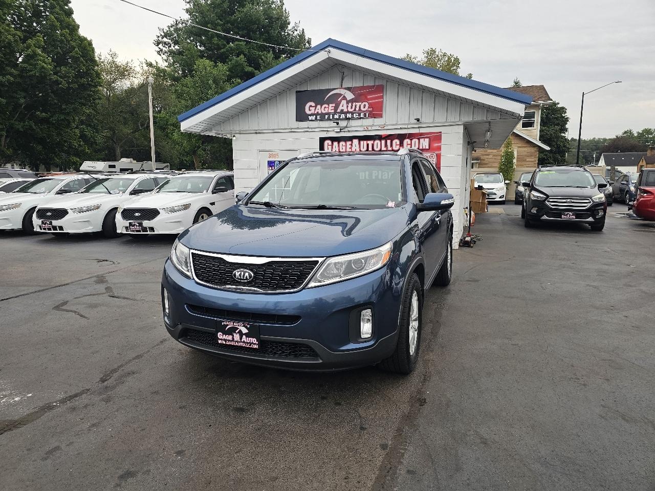 Kia Sorento LX 2WD 2014