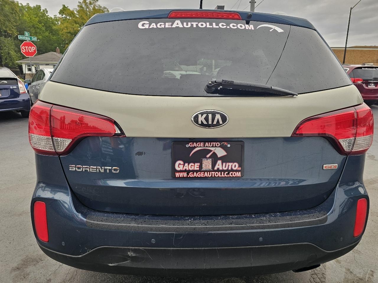 Kia Sorento LX 2WD 2014
