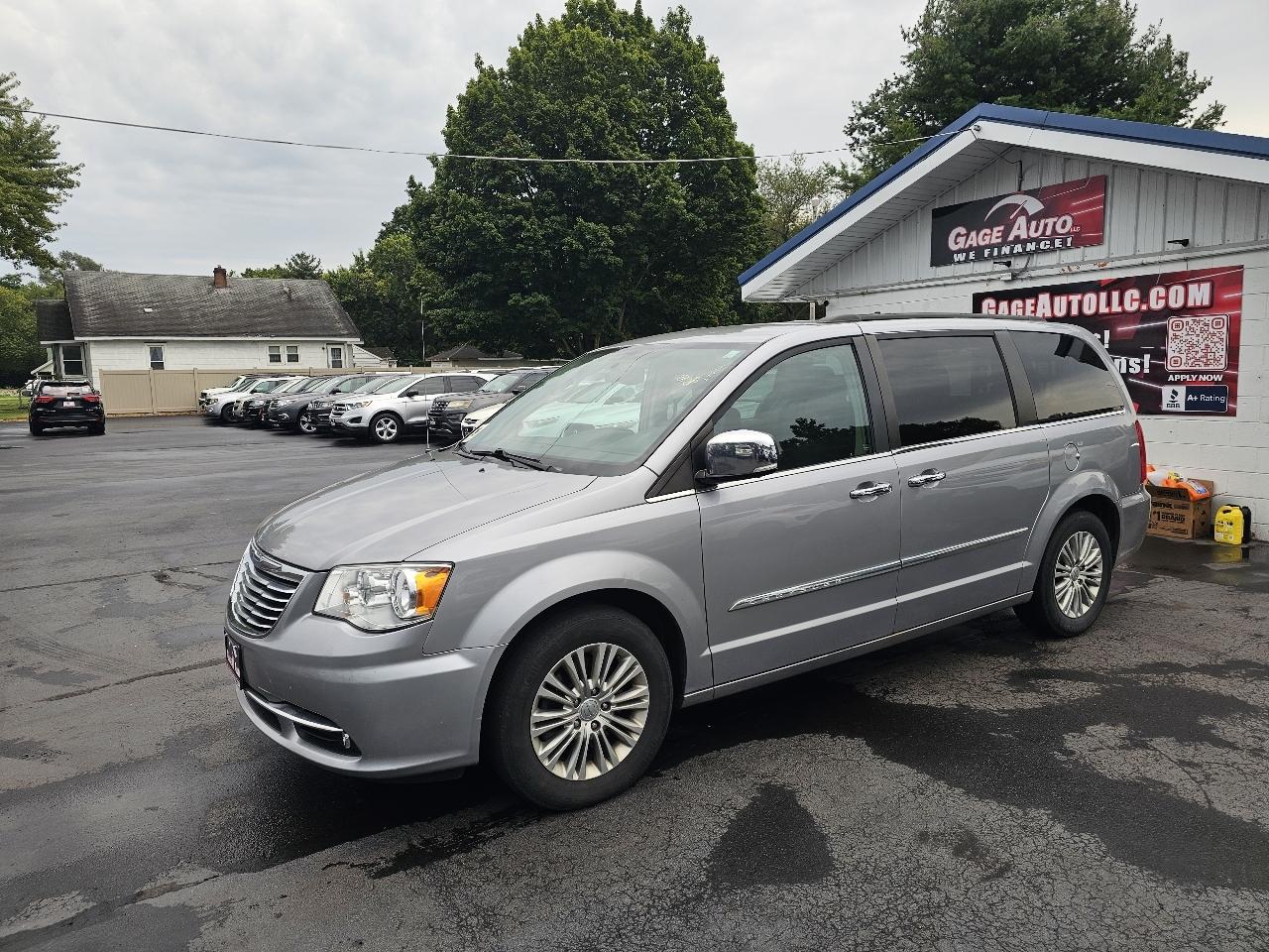 Chrysler Town & Country Touring-L 2015