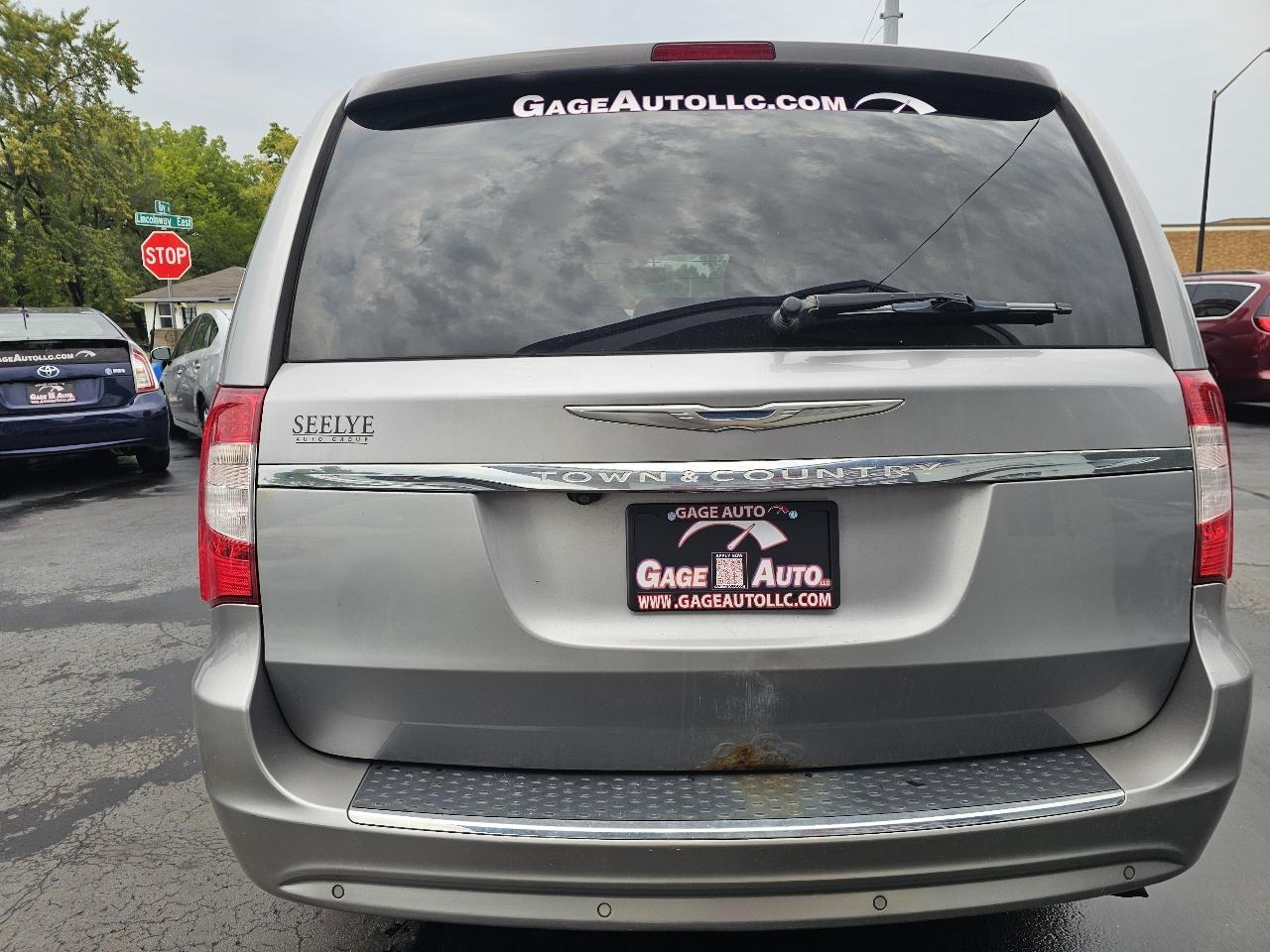 Chrysler Town & Country Touring-L 2015