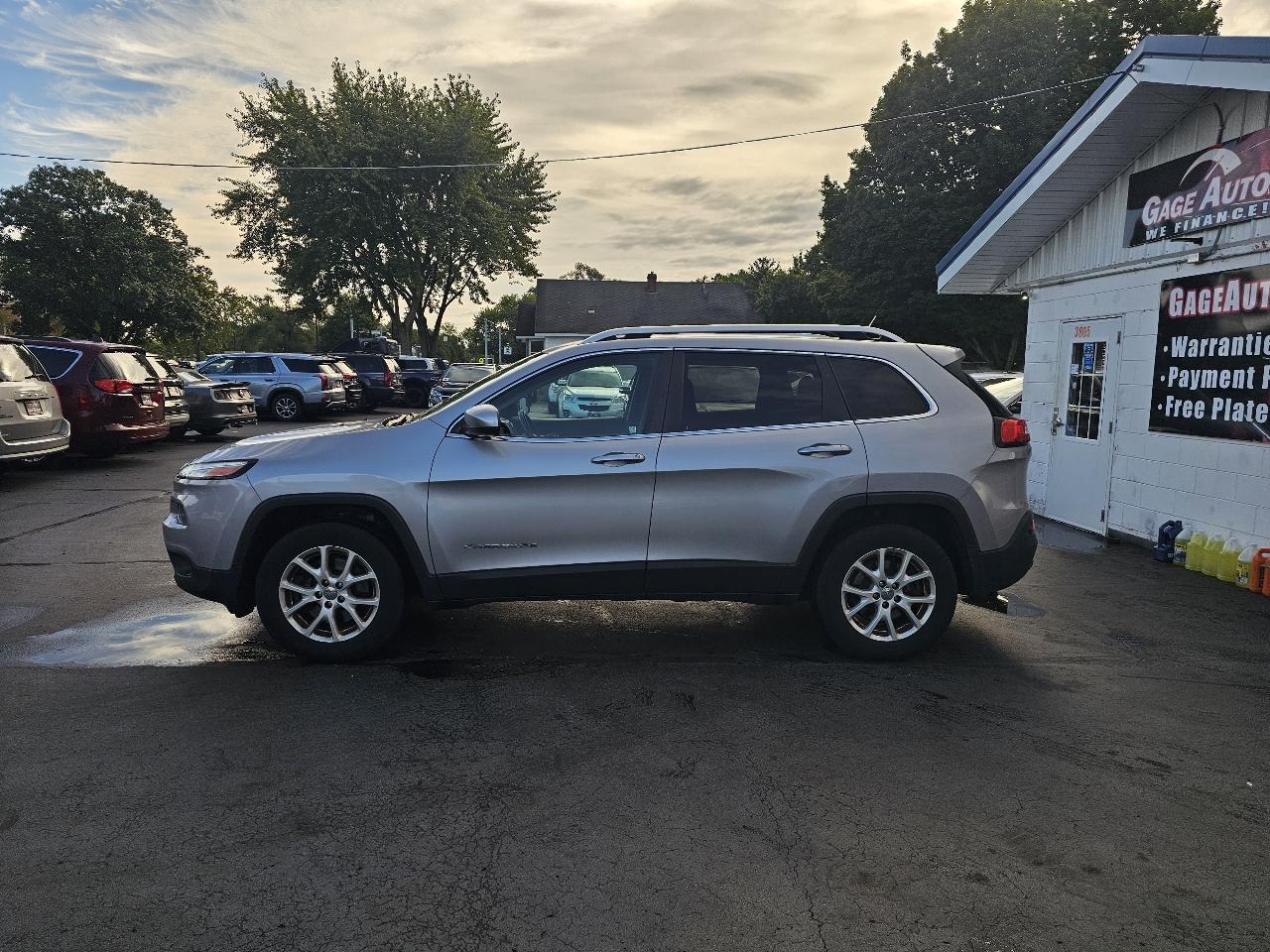 Jeep Cherokee Latitude 4WD 2014
