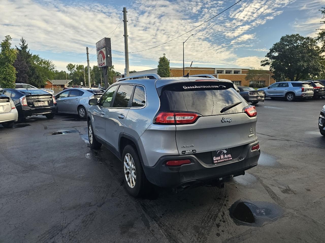 Jeep Cherokee Latitude 4WD 2014