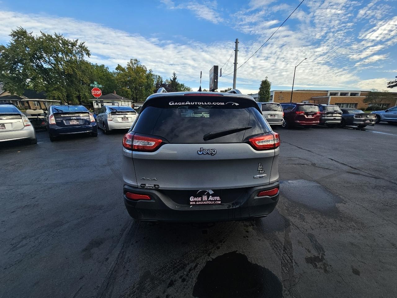 Jeep Cherokee Latitude 4WD 2014