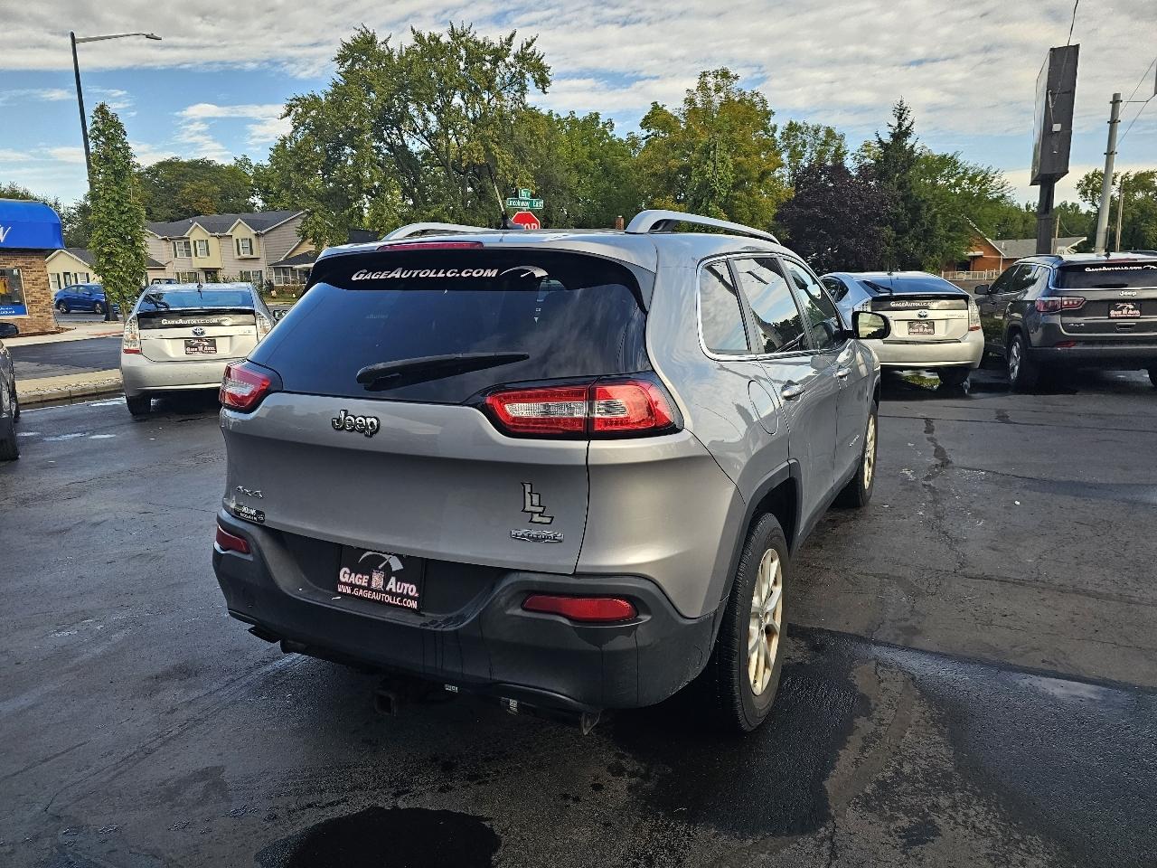 Jeep Cherokee Latitude 4WD 2014
