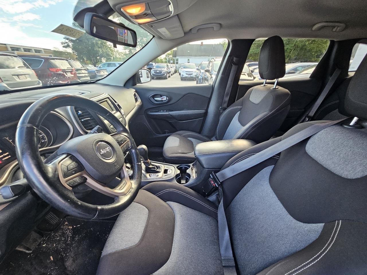Jeep Cherokee Latitude 4WD 2014