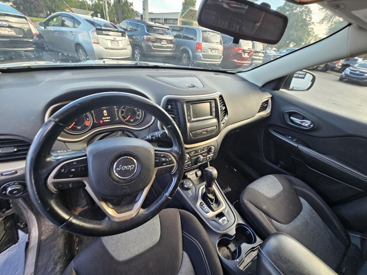 Jeep Cherokee Latitude 4WD 2014