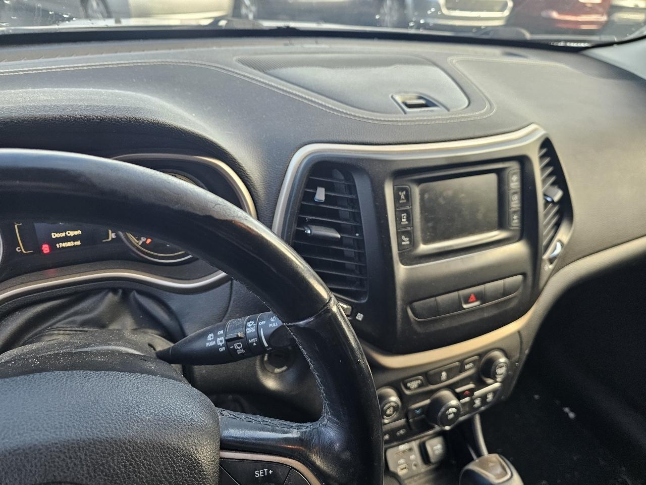 Jeep Cherokee Latitude 4WD 2014