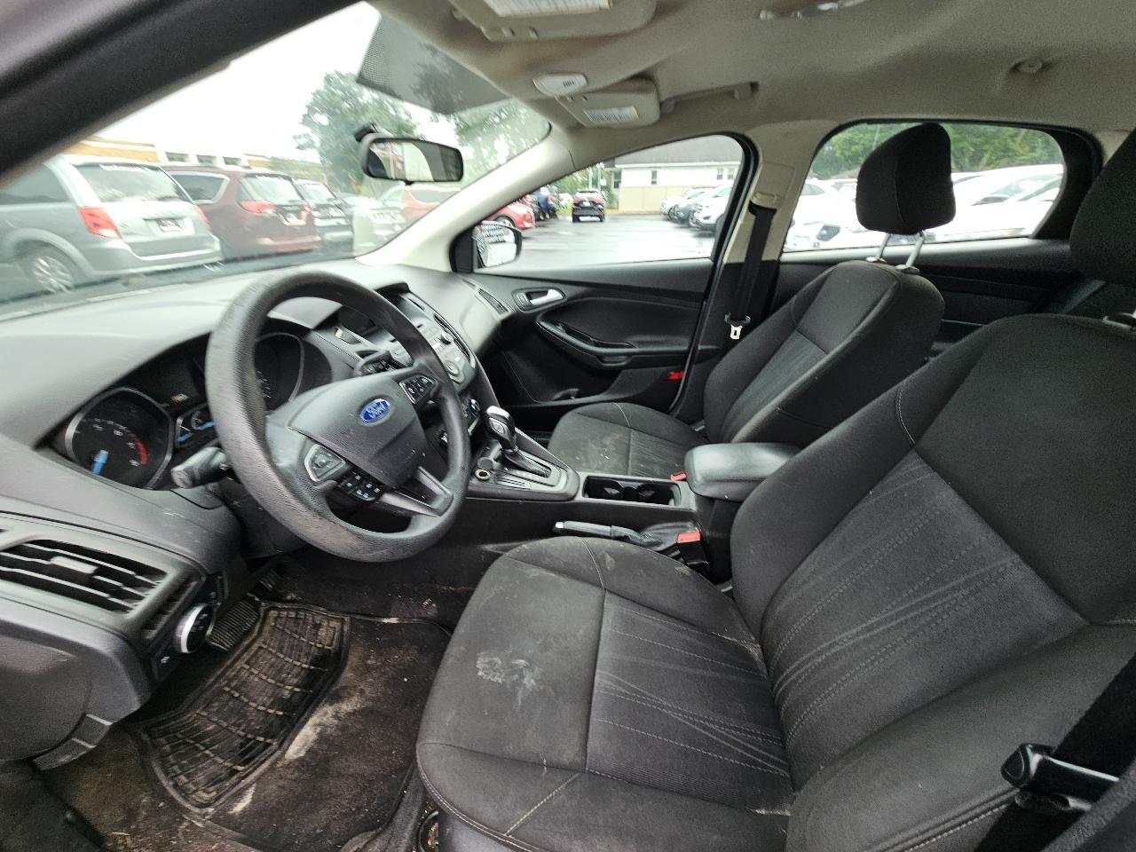 Ford Focus SE Sedan 2015