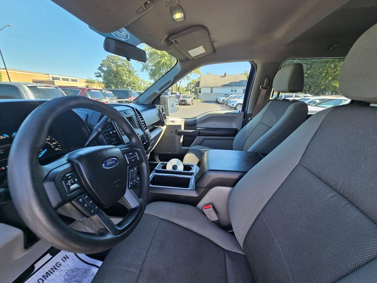 Ford F-150 XL SuperCrew 5.5-ft. Bed 2WD 2015