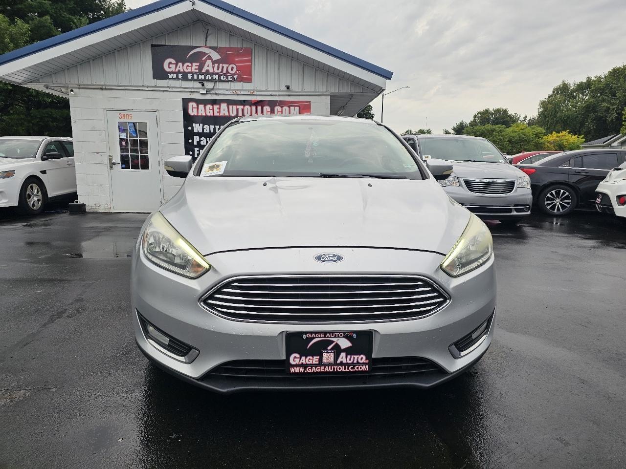 Ford Focus Titanium Sedan 2015