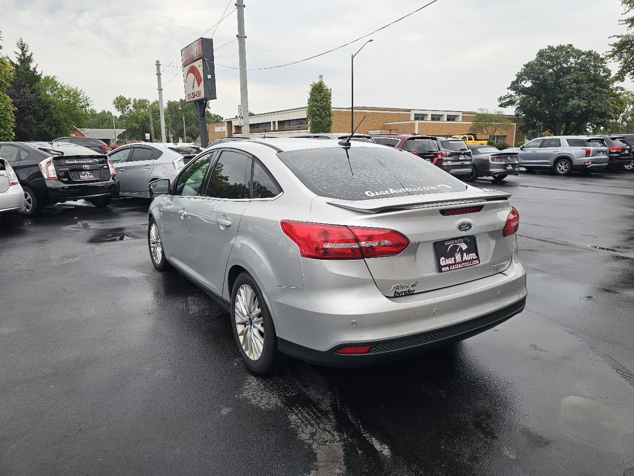Ford Focus Titanium Sedan 2015