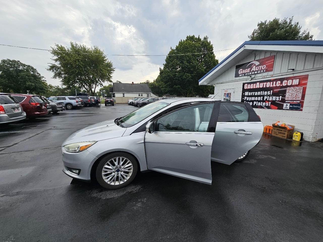 Ford Focus Titanium Sedan 2015