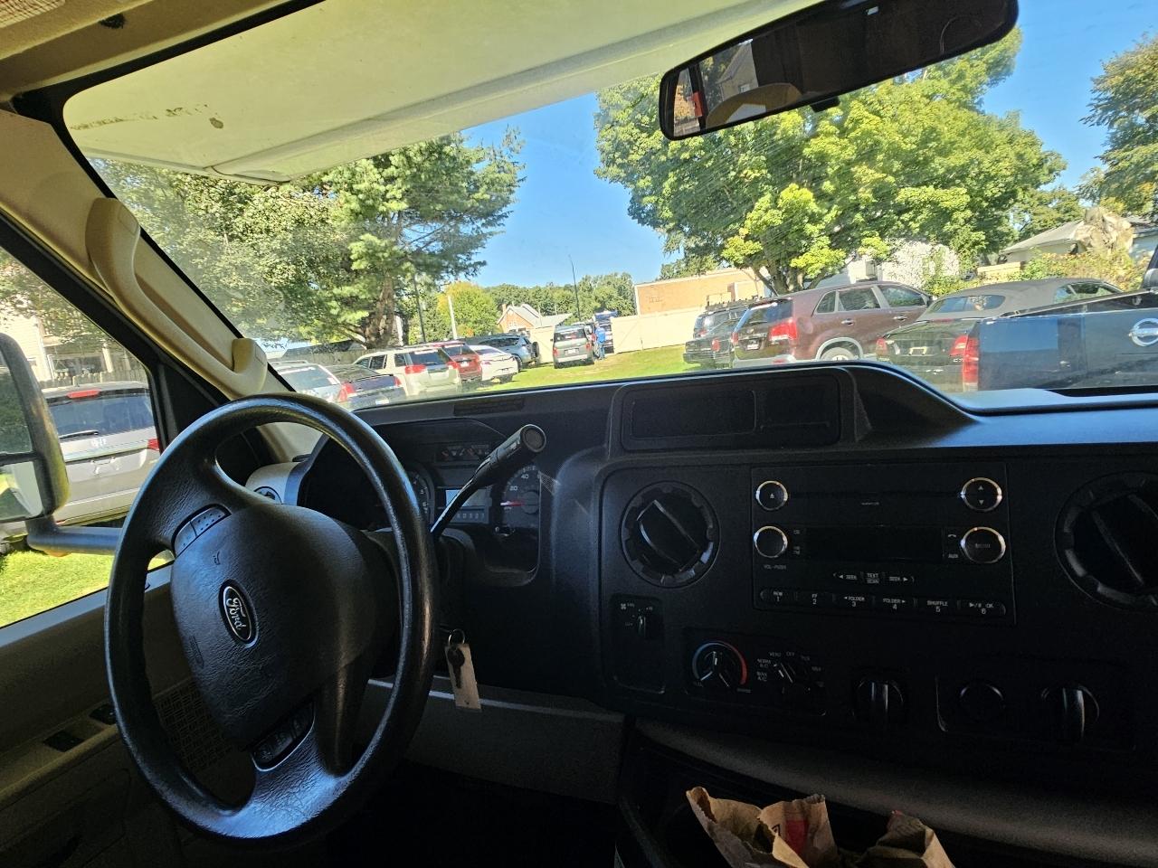 Ford Econoline E450 2014