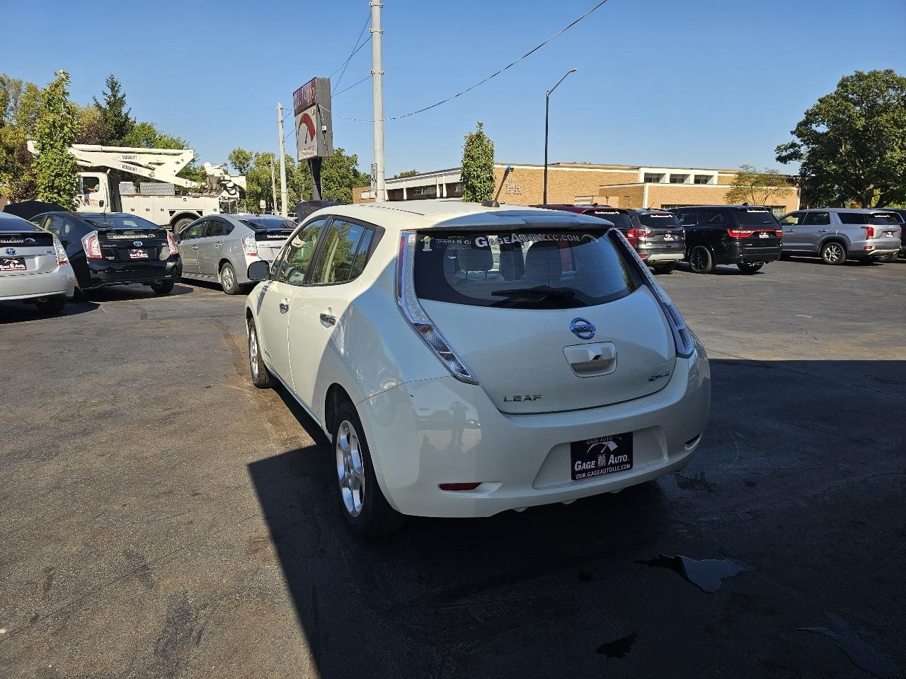 Nissan Leaf SV 2012