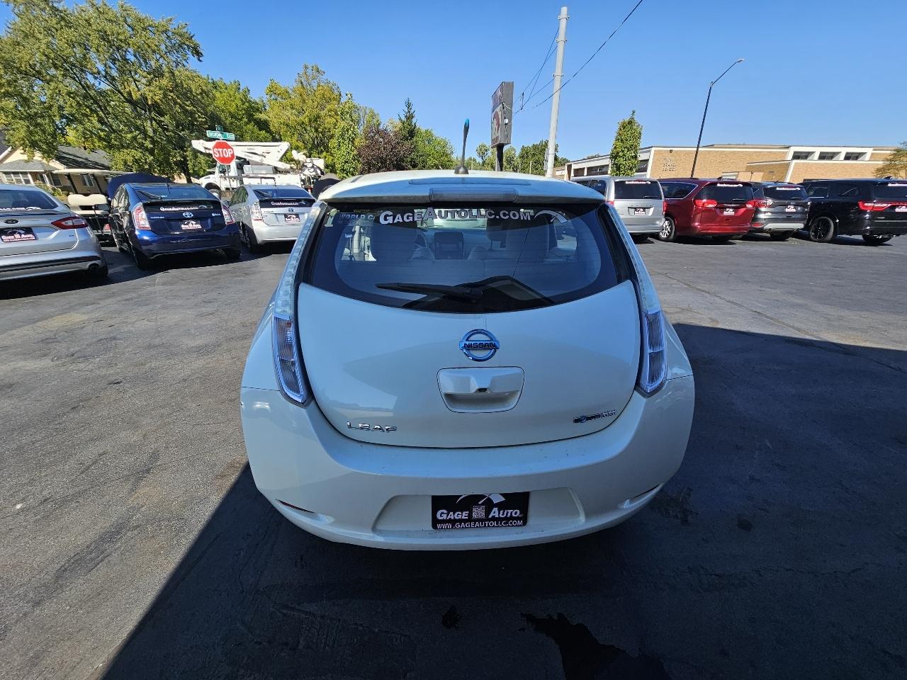 Nissan Leaf SV 2012