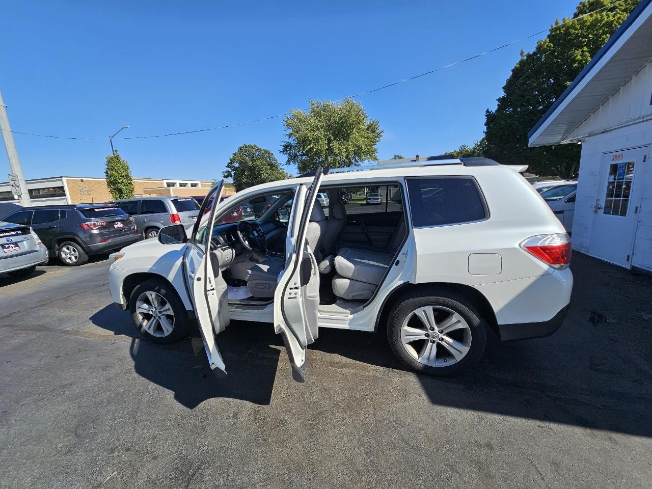 Toyota Highlander Limited 4WD 2013