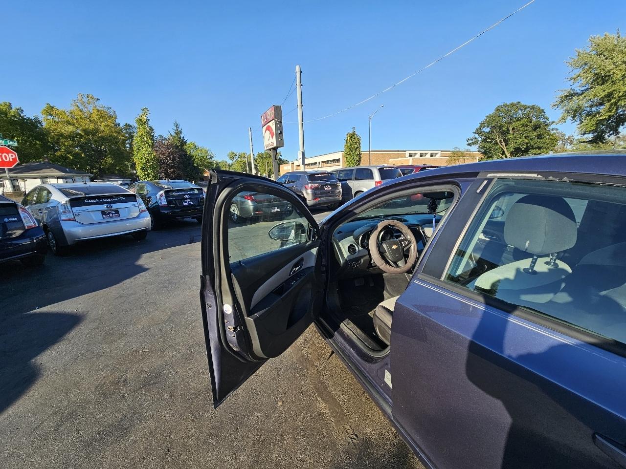 Chevrolet Cruze LS Auto 2014