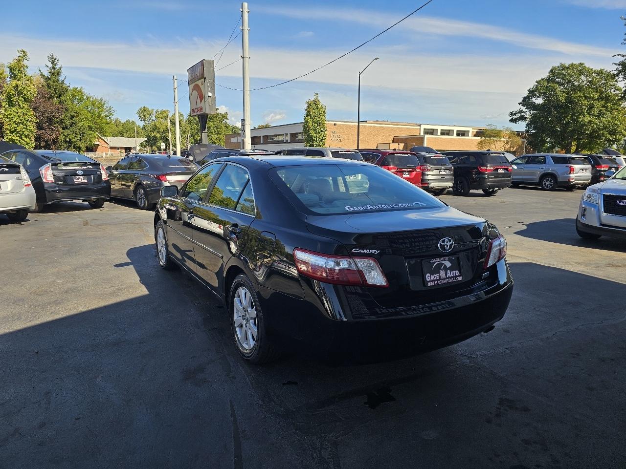 Toyota Camry Hybrid Sedan 2008
