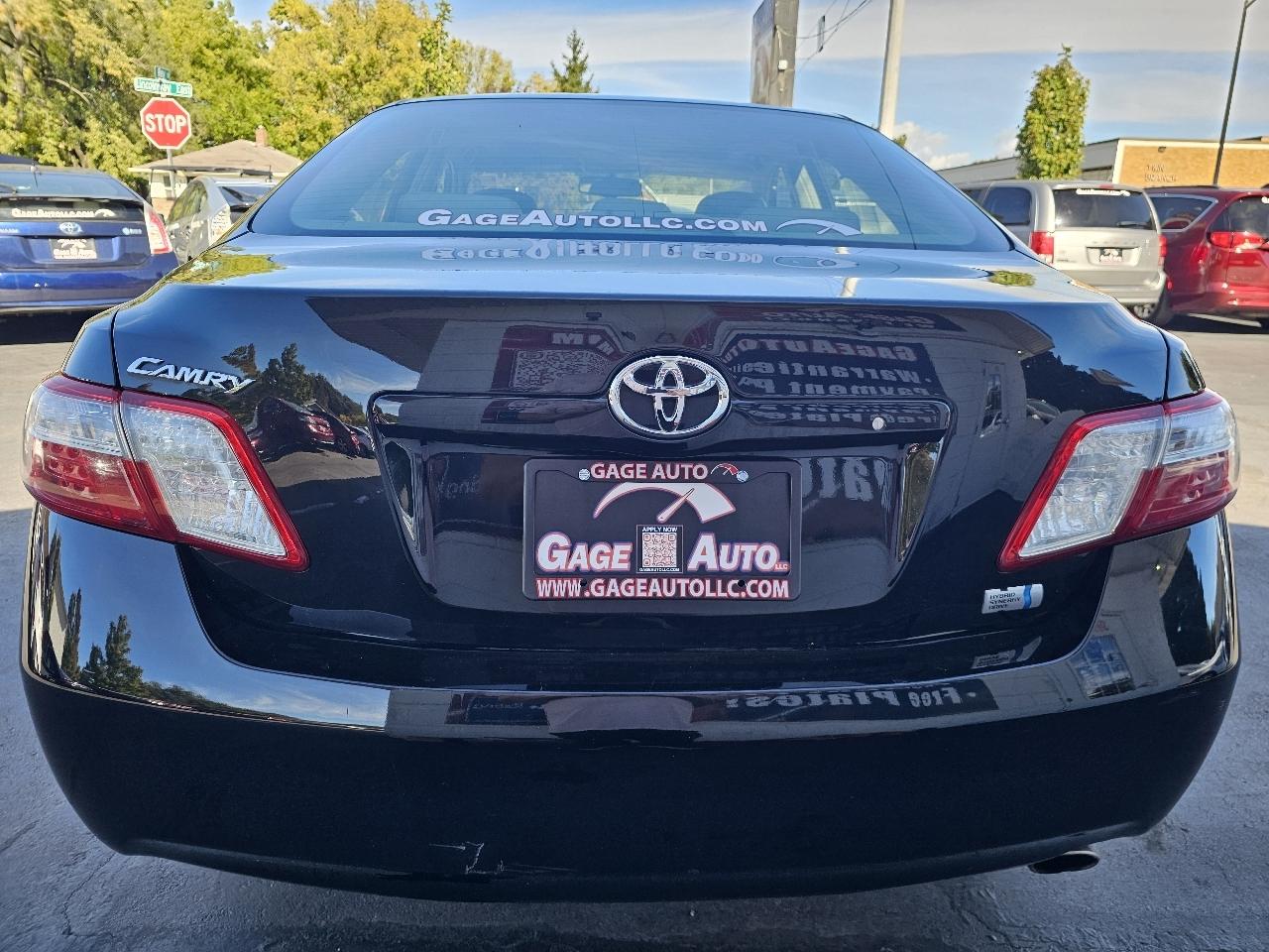 Toyota Camry Hybrid Sedan 2008