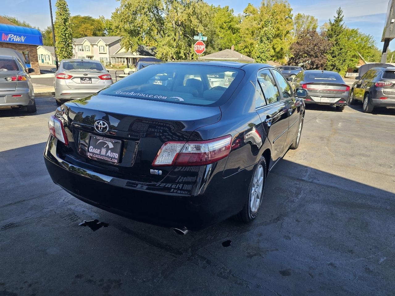 Toyota Camry Hybrid Sedan 2008