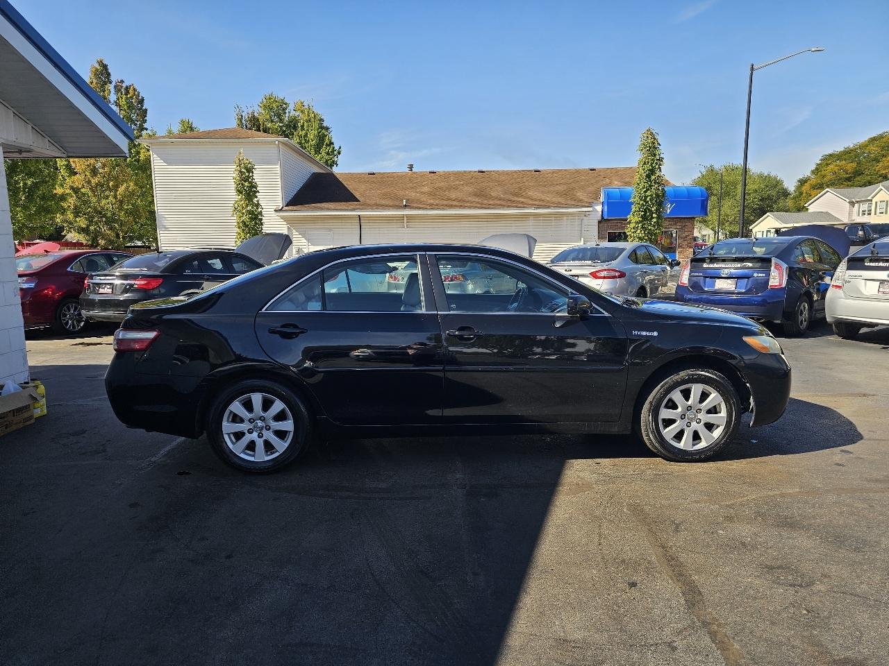 Toyota Camry Hybrid Sedan 2008