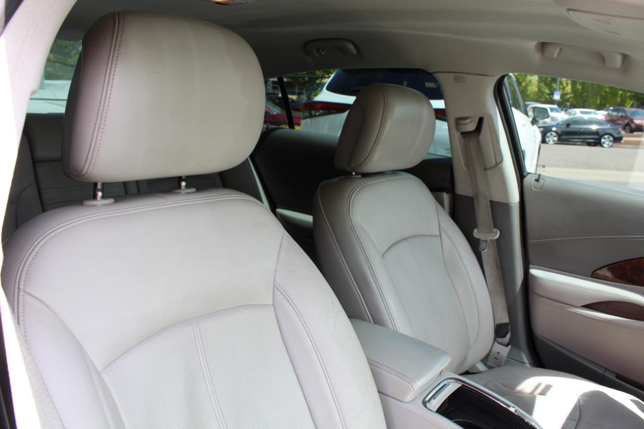 Buick LaCrosse CXS 2010