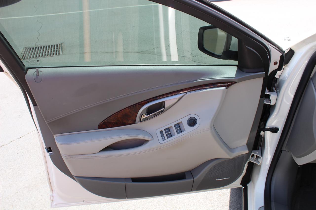 Buick LaCrosse CXS 2010
