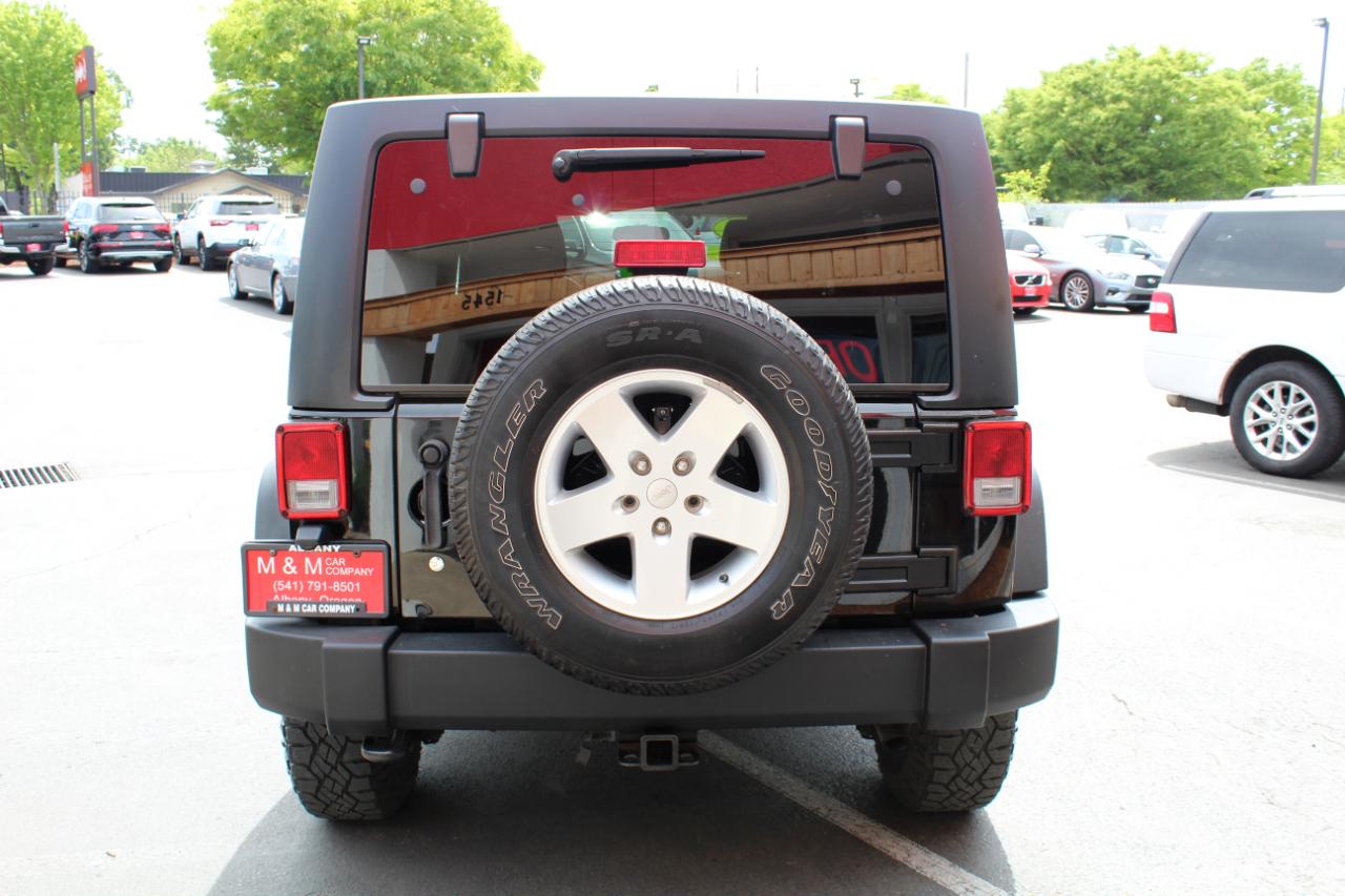 Jeep Wrangler Unlimited Sport 4WD 2012